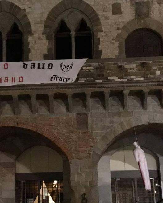 Non era un fotomontaggio Gli autori rischiano la multa