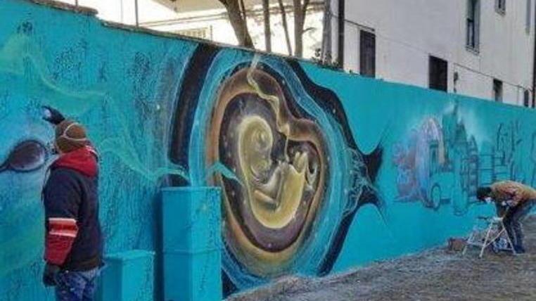 Via al murales al parco dell’Albereta