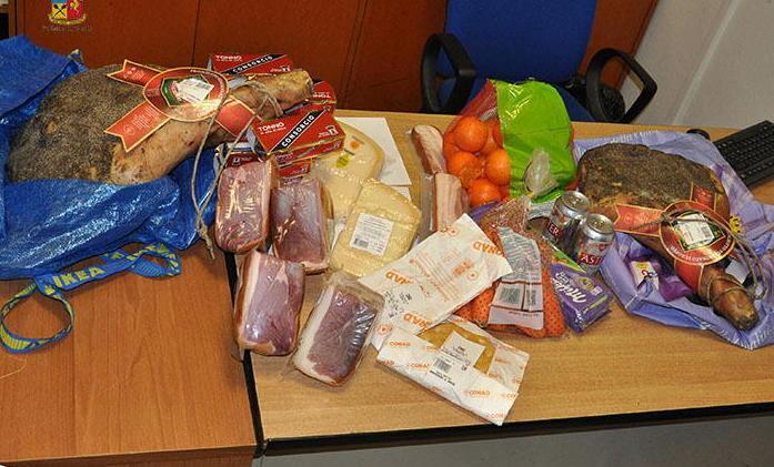 Spacciavano droga portandosi dietro i figli piccoli 