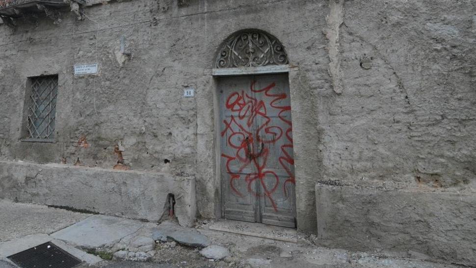 Il sabato sera degli imbrattatori
