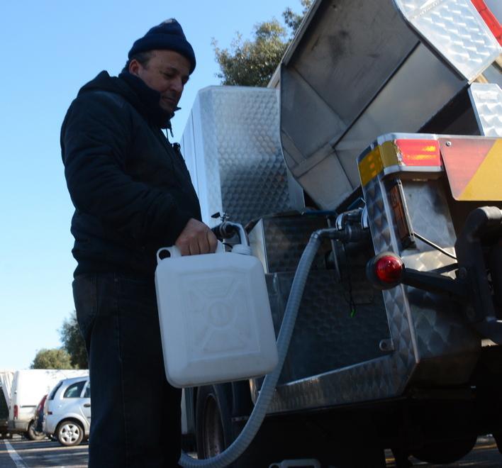 Distribuzione dell'acqua al Fausto Noce
