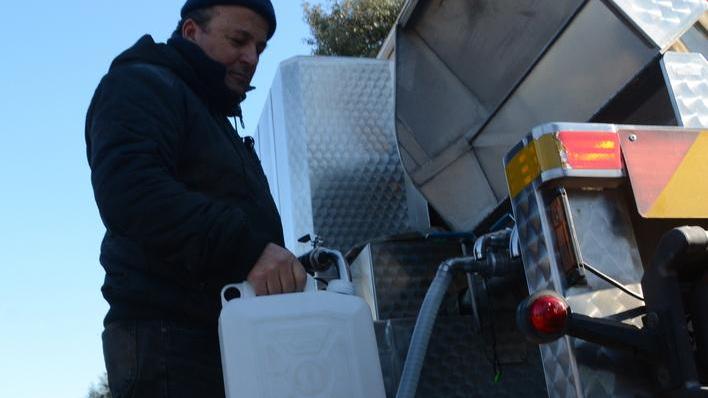 Distribuzione dell'acqua al Fausto Noce