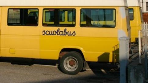 Baby bulli sospesi dall’uso dello scuolabus