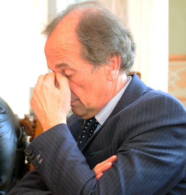 Vignola, Smeraldi saluta i dipendenti e se ne va