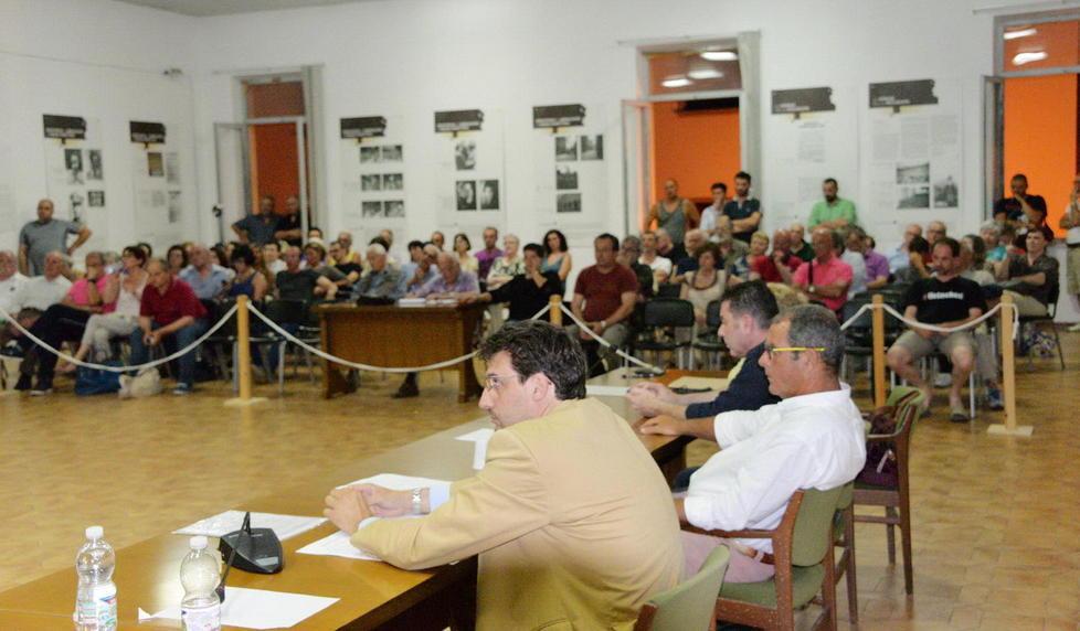 Pd: richiesta choc di dimissioni 