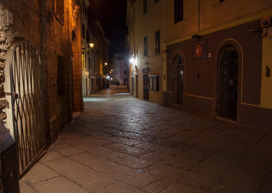 Sparatoria in centro: ferito un 27enne 