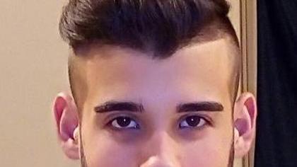 Muore in casa a 19 anni, autopsia