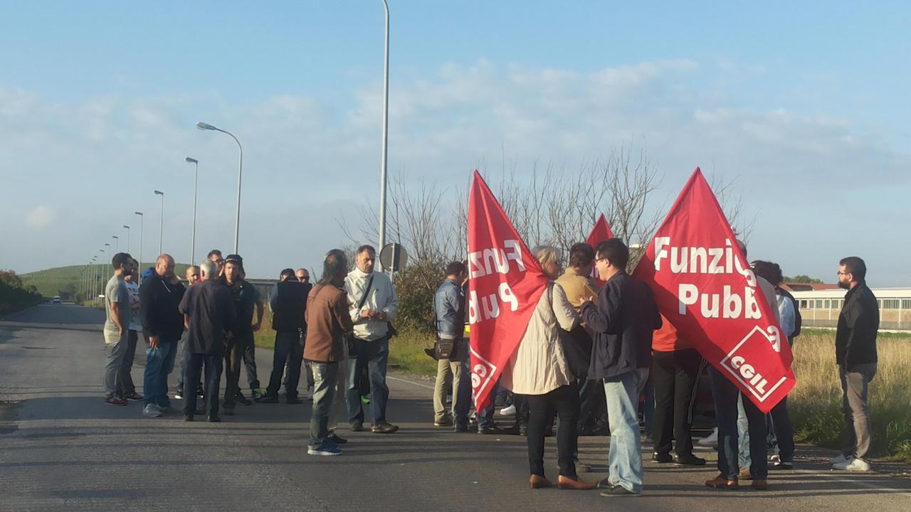 Una manifestazione degli operai della Teseco