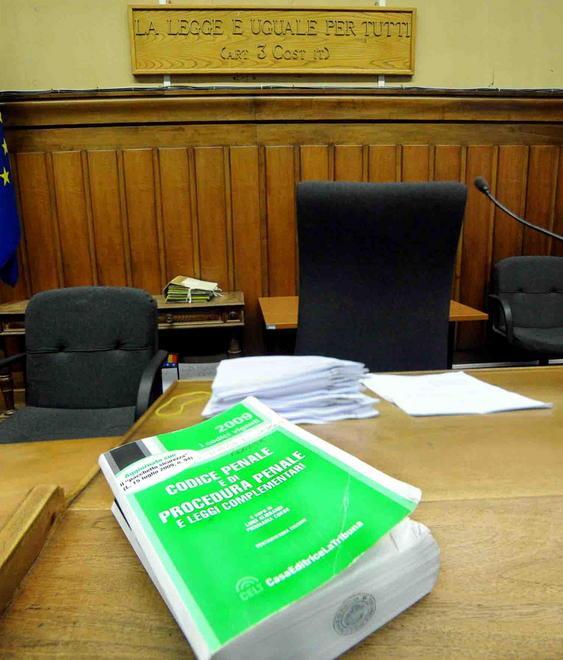 La crisi in tribunale: aumentano esecuzioni immobiliari e ricorsi al giudice del lavoro 