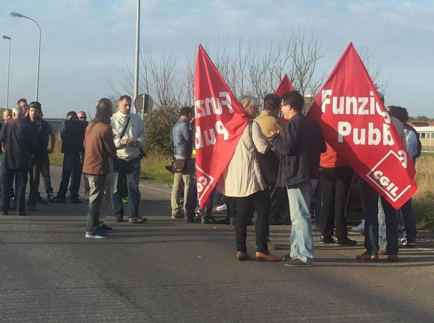 Entro aprile sarebbero scattati i licenziamenti 