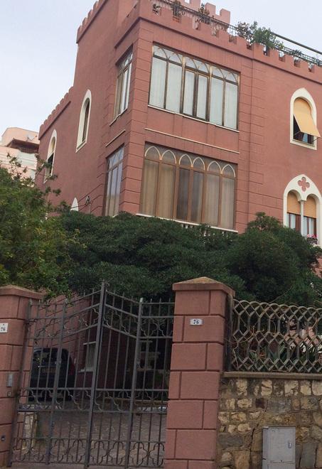 I Parpinello negano: non era indirizzata a noi la testa d’asino 