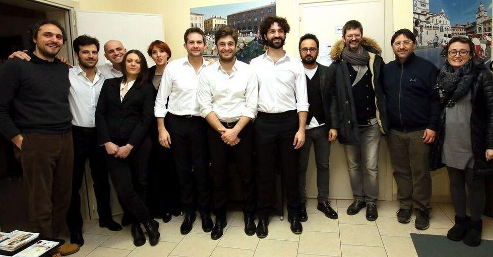 “Il potere del carbone bianco fa sognare un eden futuristico”