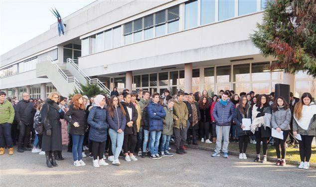 Nel giardino del Formiggini targhe in onore dei Giusti