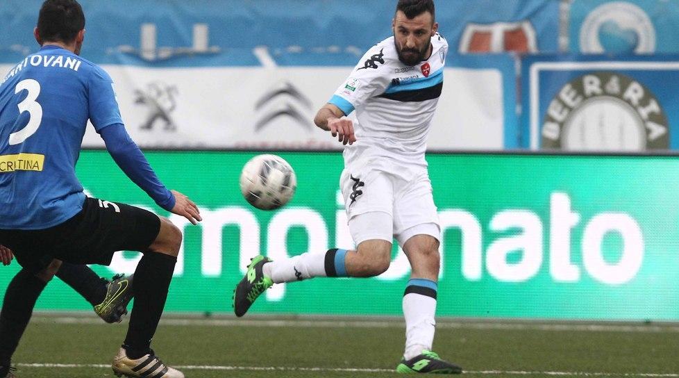 Longhi: polli sull’1-0, ma un punto meritato 