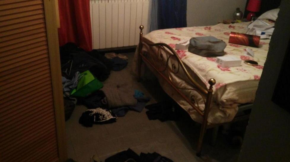 Esce per cercare un lavoro e trova la casa svaligiata