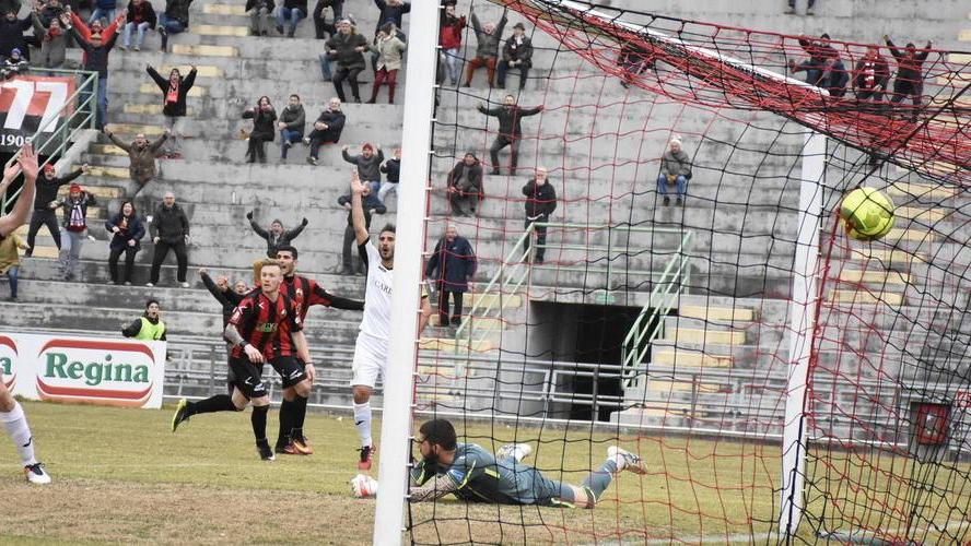Lucchese, la nuova era parte con il piede giusto