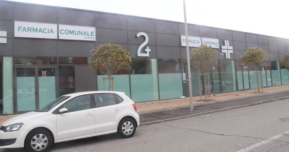 Domani si sposta la farmacia della Rosa