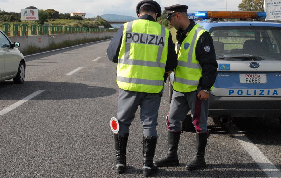 Antiterrorismo, controlli su 32 stranieri 