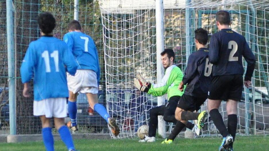 Una partita del campionato Juniores a Castiglioncello (foto d’archivio)