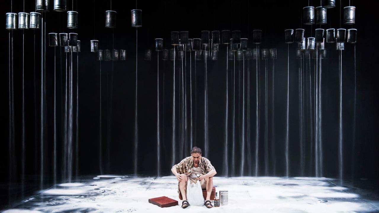 "Tre alberghi" al teatro Fabbricone