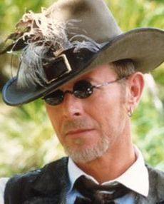 A giorni la statua per David Bowie 