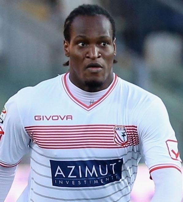 Jerry Mbakogu è già in città: manca solo l’annuncio