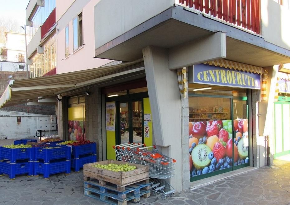 Il rapinatore di Serra è tornato a casa dopo aver confessato 