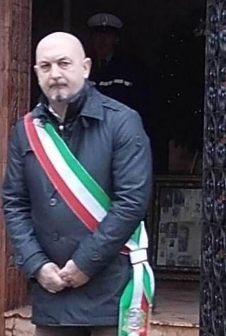 Omaggio alle vittime delle bombe