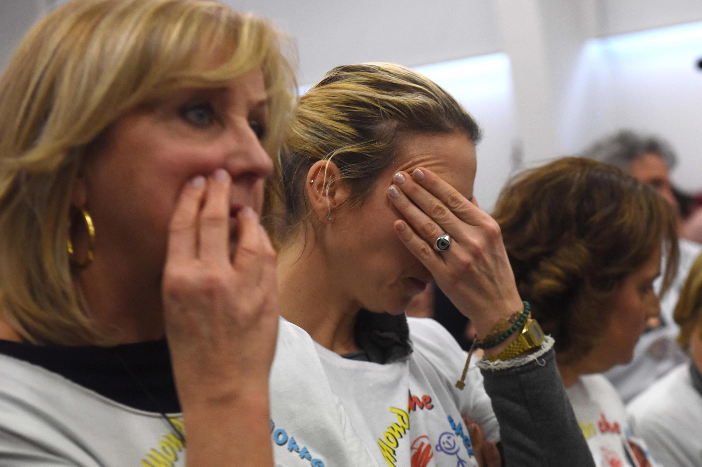 I familiari delle vittime alla lettura della sentenza (foto Ansa / Silvi)