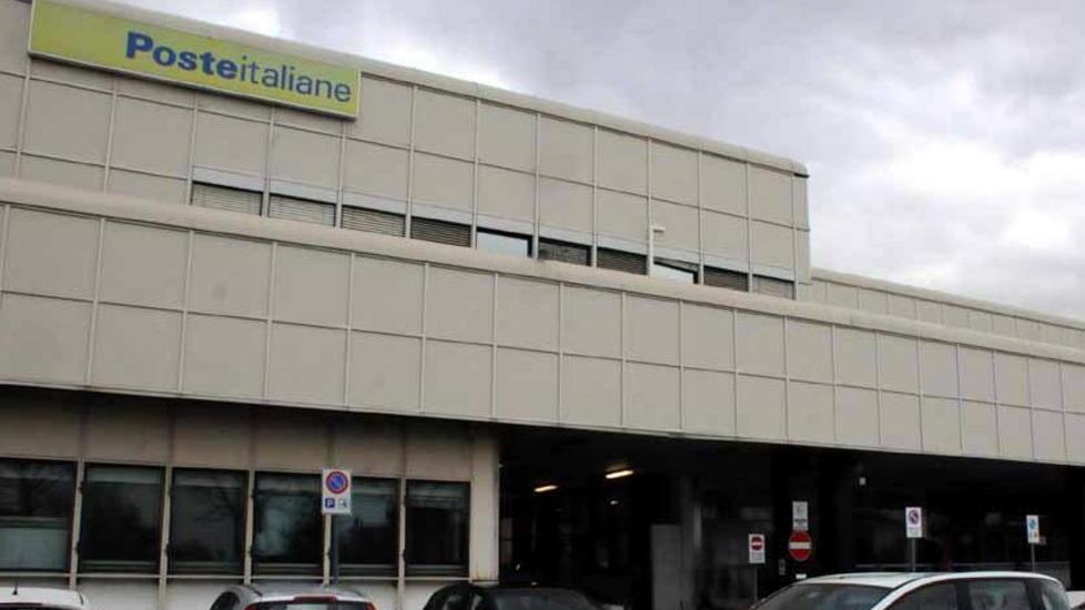 Tagli alle Poste, a rischio 54 portalettere