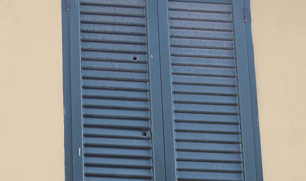Calangianus, spari contro la casa di un cinquantenne