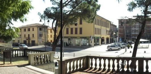 Vezzano perde i negozi e la propria identità 
