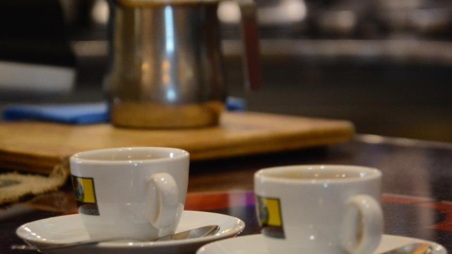 Sassari, baristi divisi sul caffè: 10 centesimi in più che creano un caso 