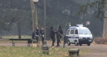 Reggio Emilia, lite furibonda dietro al Valli 