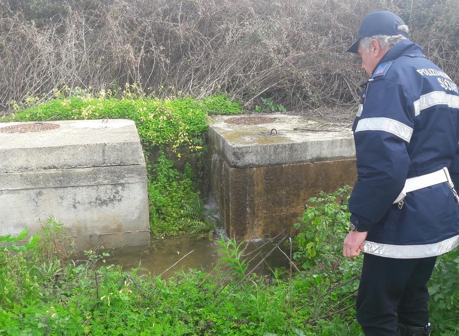 Enorme spreco d’acqua da mesi 