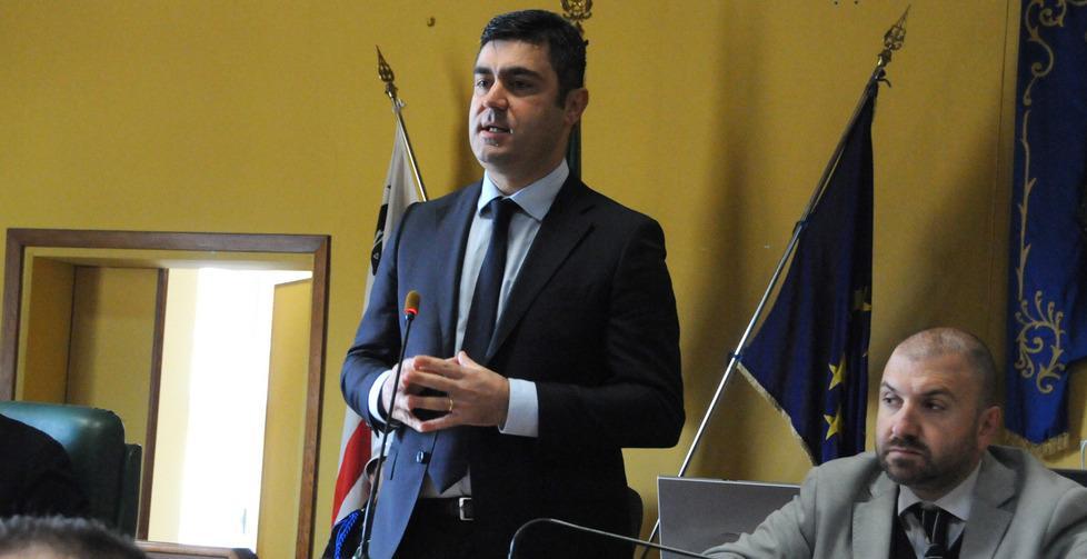 Spending review, la giunta all’attacco 