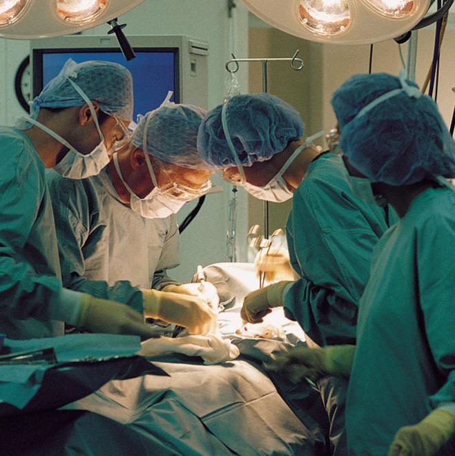 Ferrara, l'appello dei sindacati della sanità: «Sindaci, dovete tutelare i pazienti» 