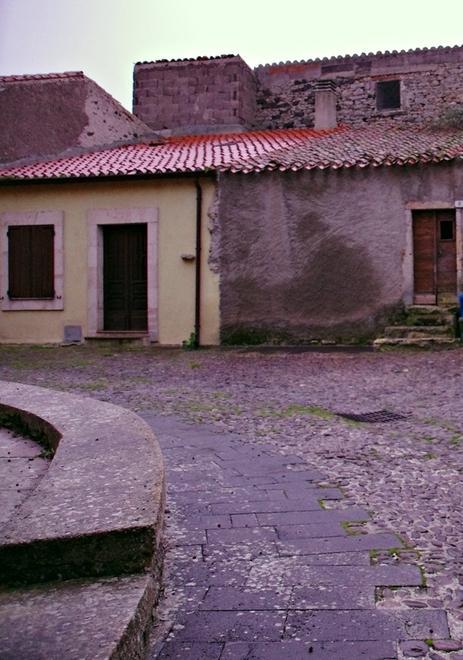 Cossoine, un milione per il recupero di 5 case popolari 