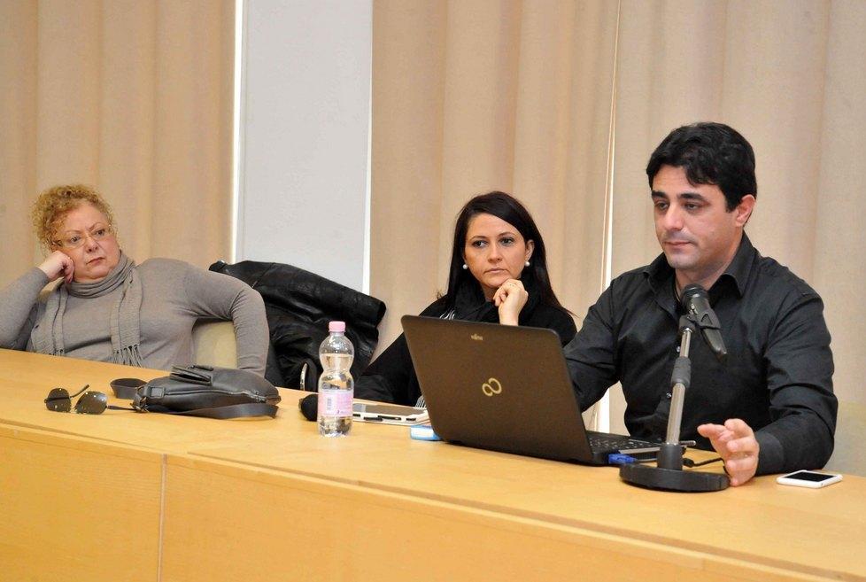 Genitori a lezione: come usare i social per combattere il bullismo