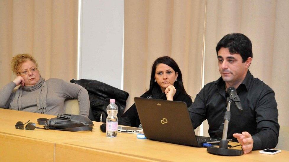 Genitori a lezione: come usare i social per combattere il bullismo