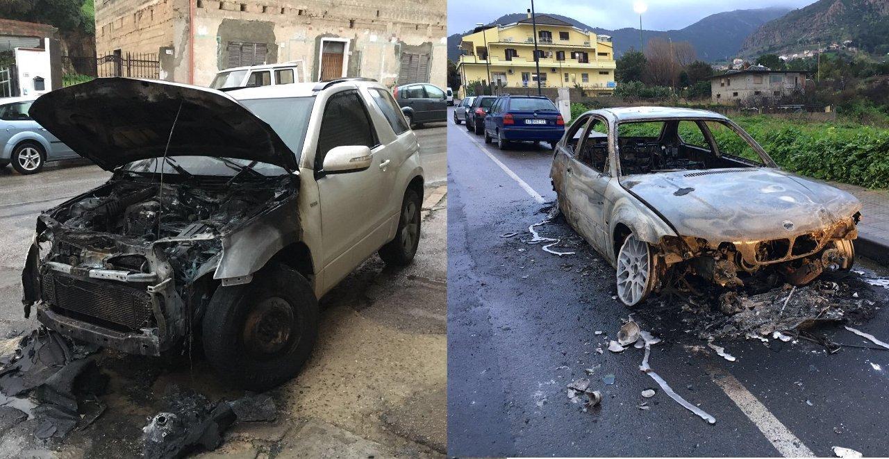 Le due auto incendiate a Villacidro