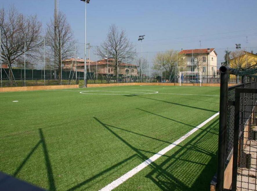 Castelnuovo, un anno di Daspo al genitore violento 