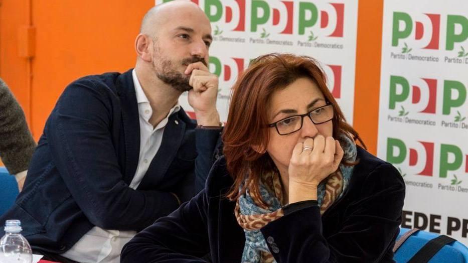 La sinistra Pd scrive a Renzi: congresso vero prima delle urne