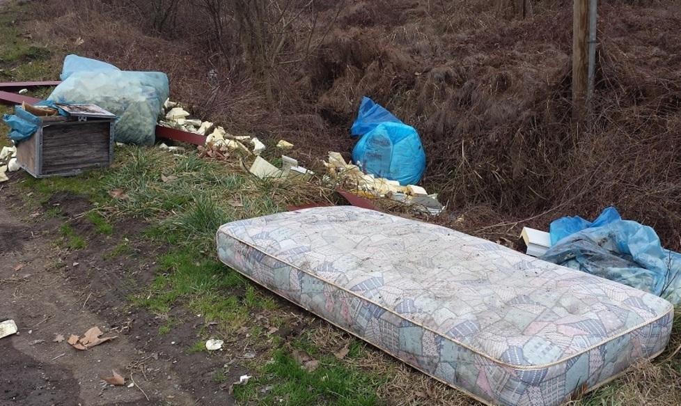 Nuova discarica abusiva dopo la bonifica