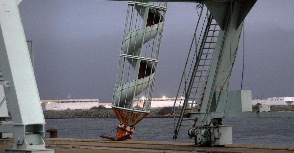 Banchina interdetta al porto