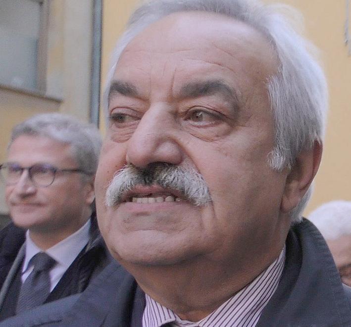 «Appalti e mazzette: processate quei 49» 