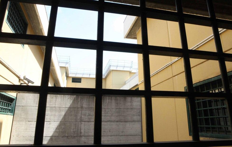 La pioggia crea problemi in carcere, protesta 