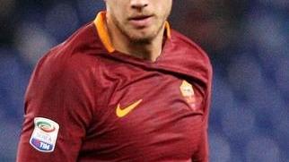 La Roma ancora non si arrende, travolta la Fiorentina