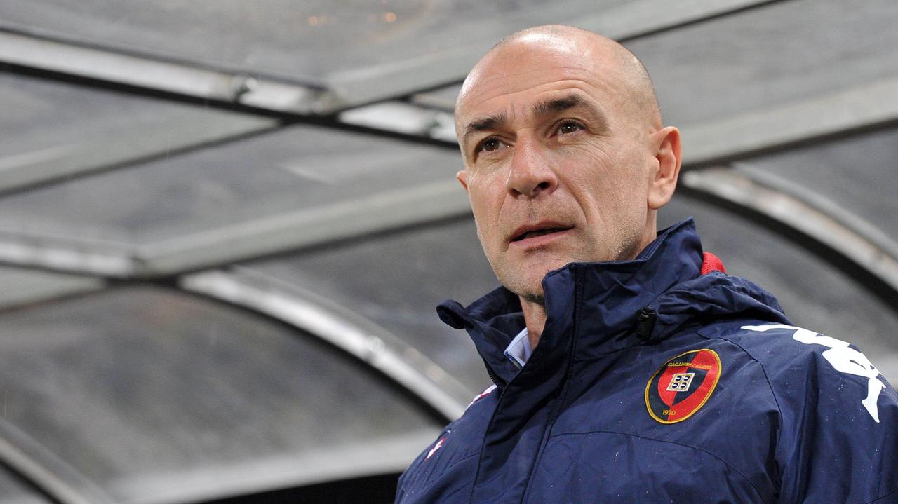 L'ex allenatore del Cagliari Davide Ballardini