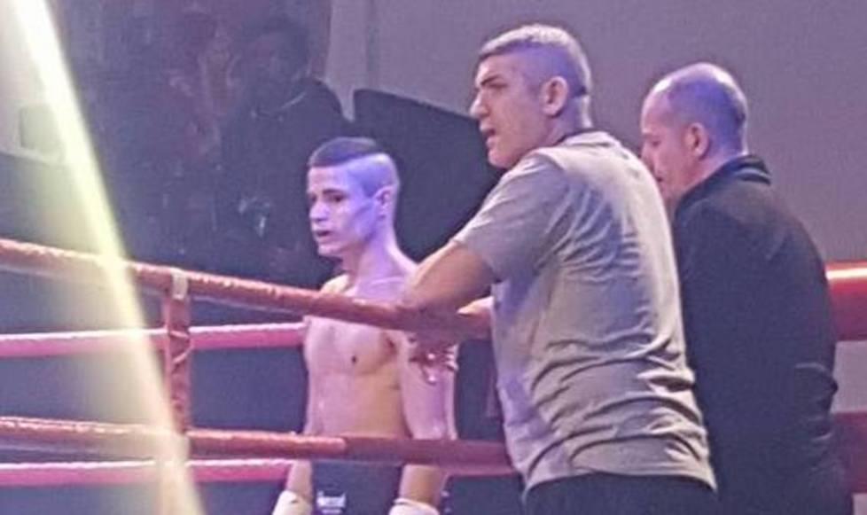 World Series di boxe: debutto amaro per Serra